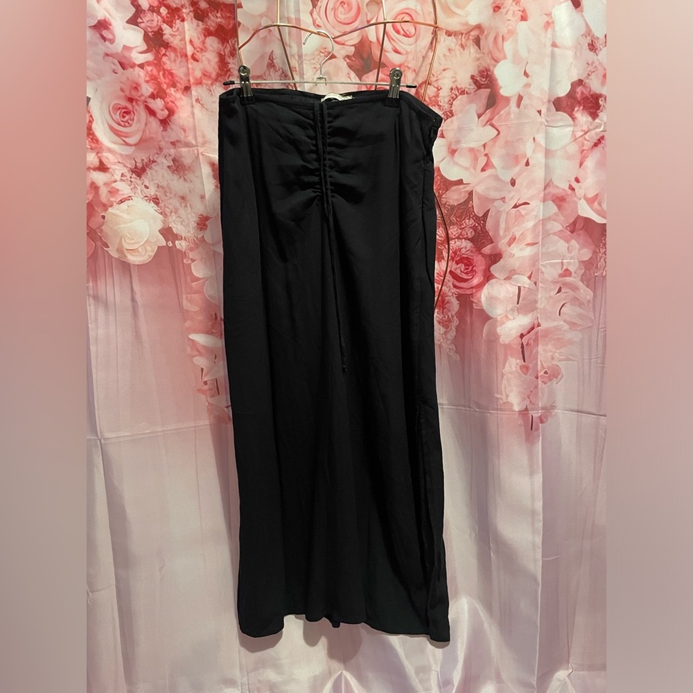 AE skirt
